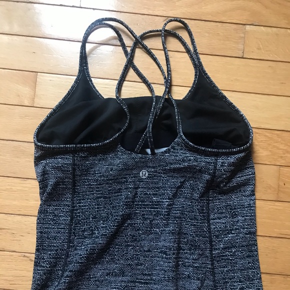 Lululemon tank - Picture 2 of 2